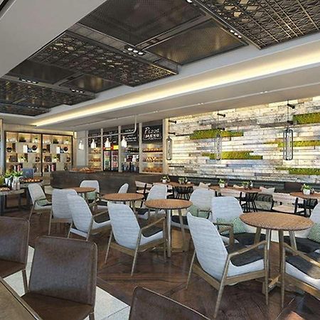 Hilton Dili Palm Springs酒店 餐厅 照片
